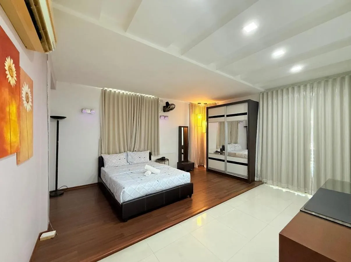 Changkat Delima Gathering House Jelutong 0*,  Malaysia